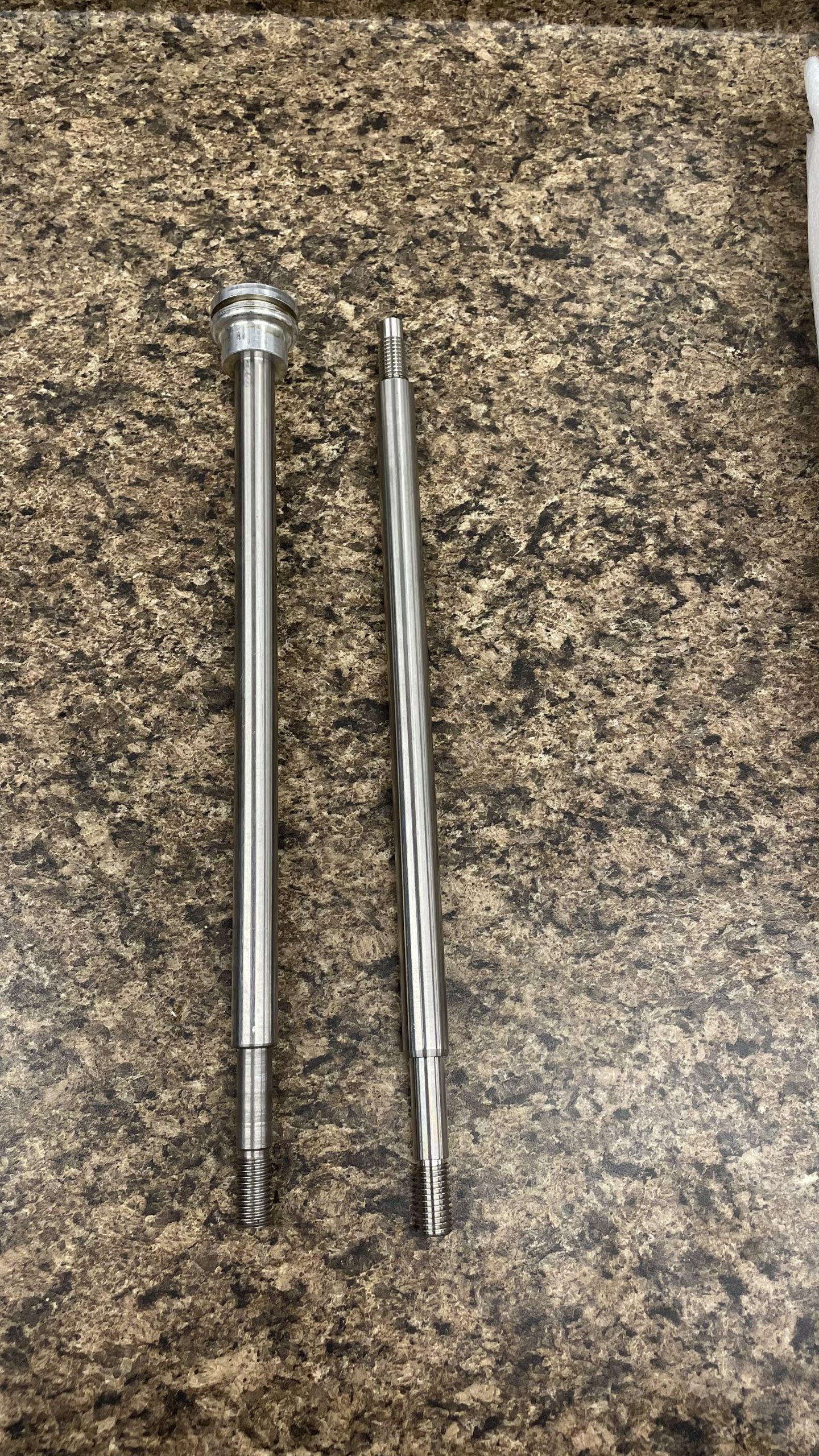 New Rod and seal kit for Volvo Penta 3858128 SX Steering Actuator